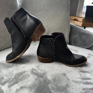 Kensie Boots Womens Size 9 Black Leather Ankle Zip Block Heel